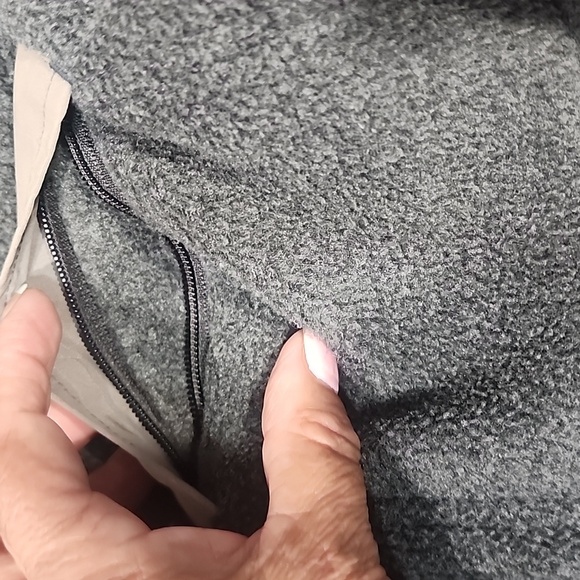 Head Hoodie Grey Zippered Jacket. Size XL - Picture 7 of 10